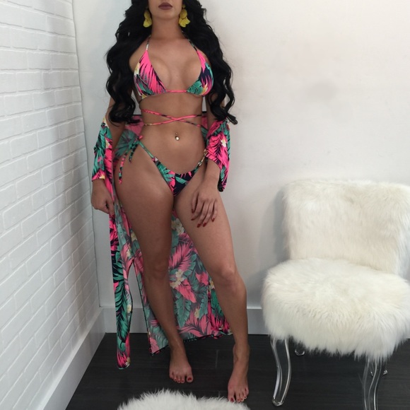 Diva Boutique Other - Tropical Bikini & Coverup Set NWT